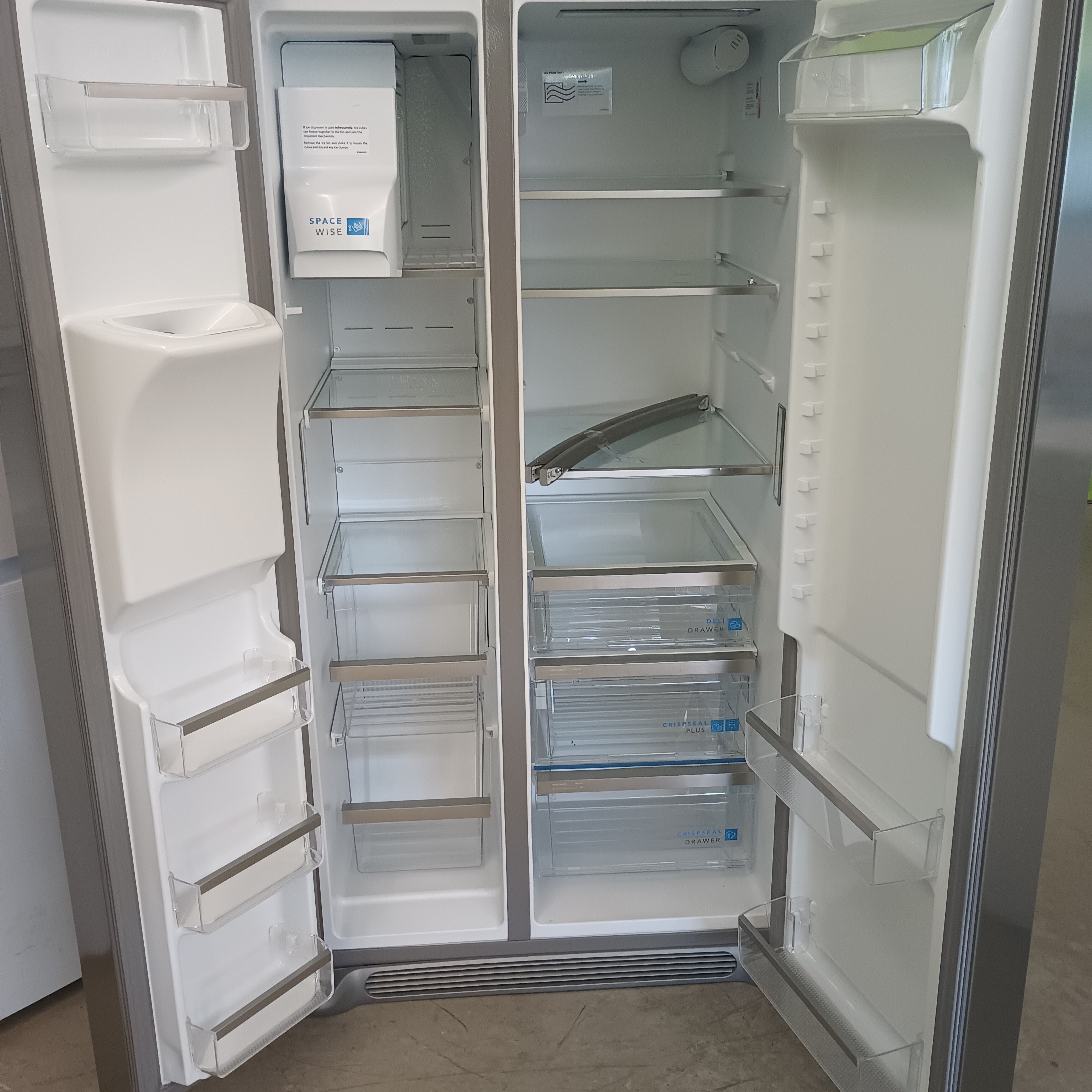 How to Adjust Shelves in Frigidaire Refrigerator Easily
