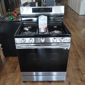 Samsung 30" Stainless Steel Gas Stove with 5 Burners and Convection Oven (3060-U) - Appliance Discount Outlet