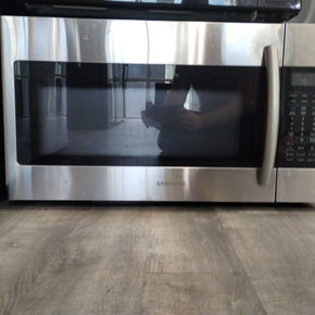 Samsung Stainless Steel Microwave - Appliance Discount Outlet