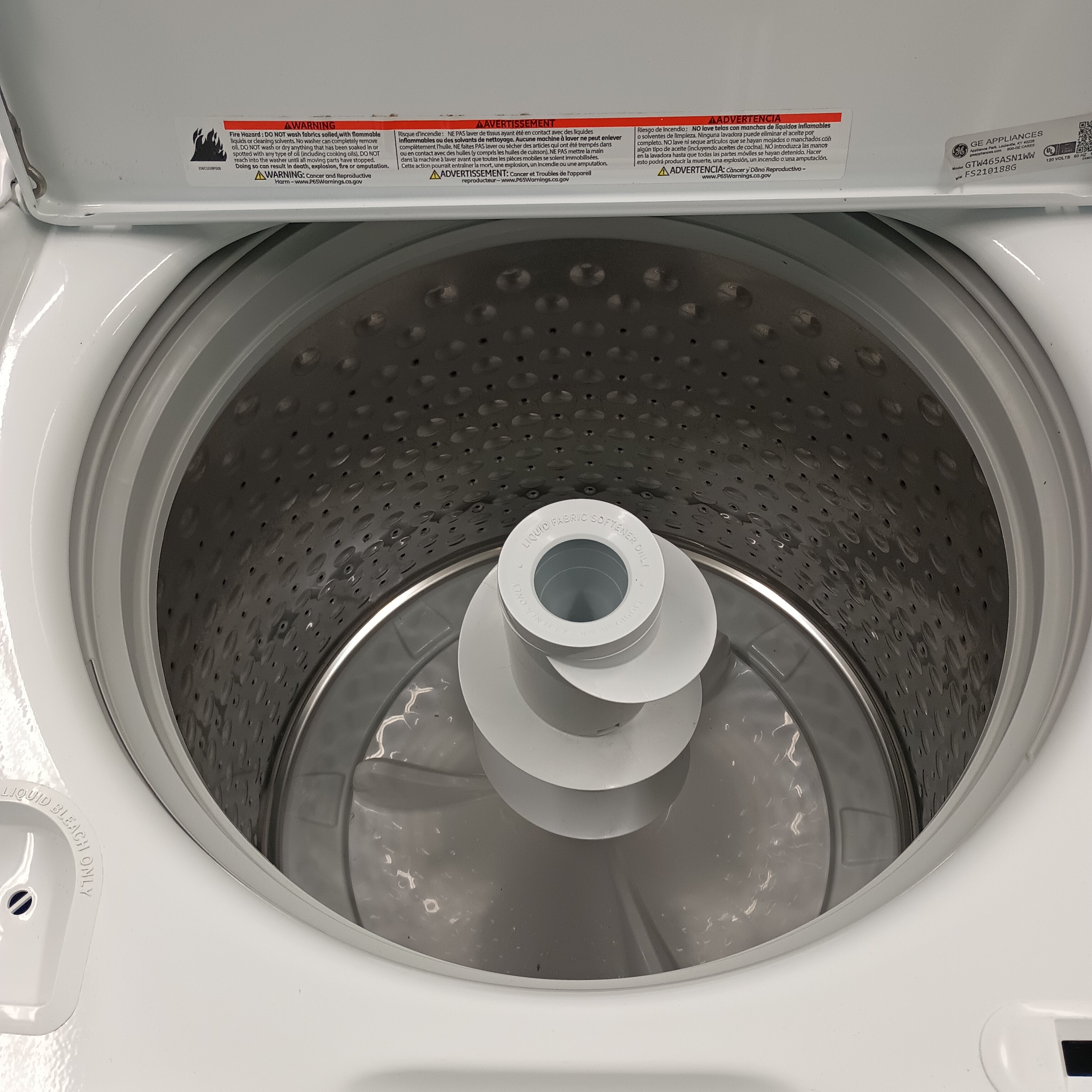GE 4.5-cu ft High Efficiency Agitator Top-Load Washer (White